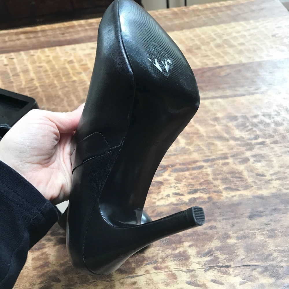 Nine West Black Ankle Boots with Stiletto Heels - Picture 5 of 8